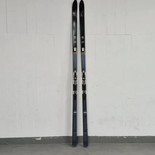 Tradera Paret längskidor med stavar - FISCHER - 190 cm - Skidor> Langrend