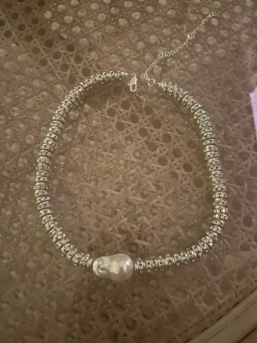 Tradera Pearl octopuss.y look alike halsband> Halskæder
