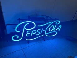 Tradera Pepsi cola neonskylt> Skilte