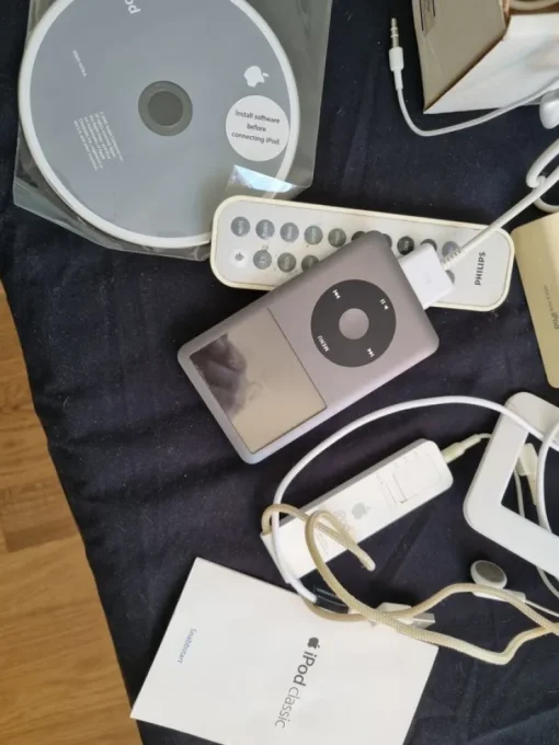 Tradera Philips MCM138D iPod-dockningsstation med högtalare| Stereo Og Hifi