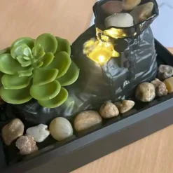 Tradera Portabel Mysig Fontän med LED Belysning - Helt ny och| Havedekorationer