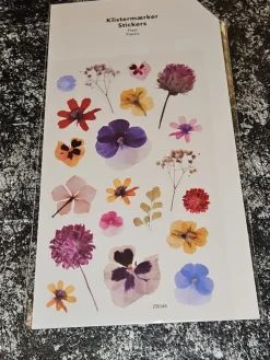 Tradera Pressade blombilder klistermärken| Scrapbøger