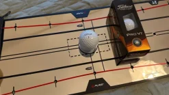 Tradera Pure Putting Mirror - Puttingmatta med Titleist PRO V1-bollar> Golf