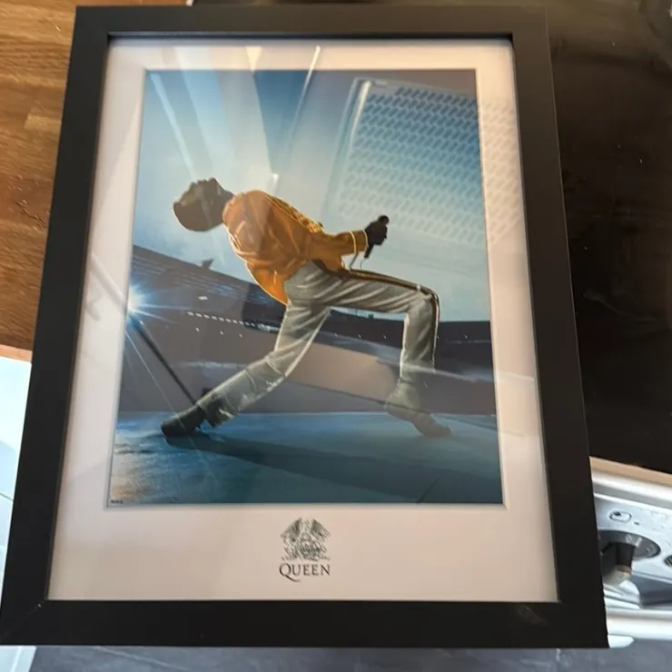 Tradera Queen - Inramad poster| Musikplakater