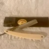 Tradera Rakkniv Äldre NO 31 CV Heljestrand+Plastfodral*Fin*| Barbering