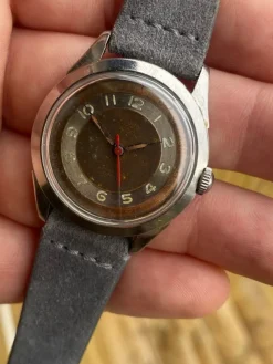 Tradera Rare 1950-tals Zedon med koppar-patina. Fungerar!> Armbåndsure