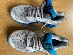 Tradera Reebok Premier Running skor Storlek 39> Andre Skoprodukter