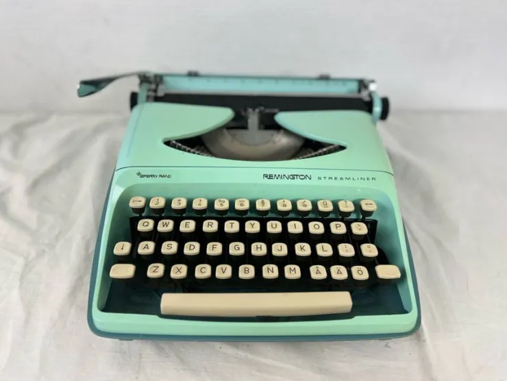 Tradera Remington Streamliner skrivmaskin> Technica & Nautica