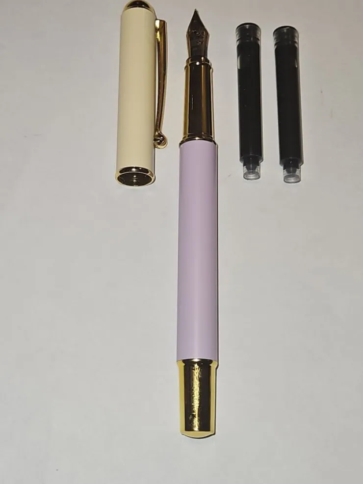 Tradera RESERVOARPENNA MED 2 PATRONER> Kuglepenne & Tilbehør