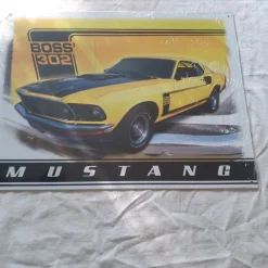 Tradera retroplåtskylt 32x40 ford mustang boss| Merchandise