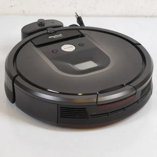 Tradera Robotdammsugare med laddstation - Dammsugare - iRobot Roomba| Husholdningsapparater