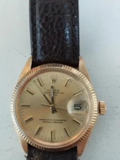 Tradera Rolex i helguld med box och intyg> Armbåndsure