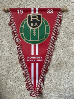 Tradera Ronneby BK vimpel> Flag