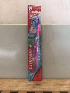 Tradera rosa lila colgate Tandborste med fjärilar på> Tandpleje