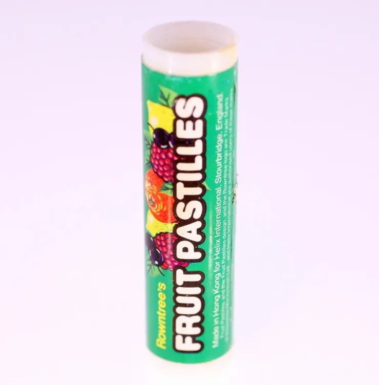 Tradera Rowntree's Fruit Pastilles pencil sharpener circa 1980s-plastic + removable lid> Kuglepenne & Tilbehør