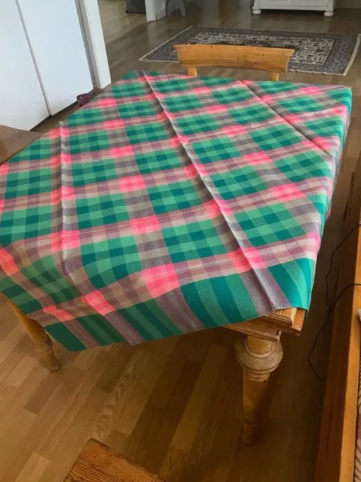 Tradera Rutiga bordsduk i grönt, rosa och grått NY| Boligtekstiler