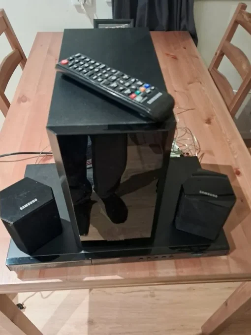 Tradera Samsung Hemmabiosystem| Hjemmebiograf