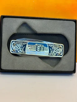 Tradera sandvik med fodral i original låda , Eka, Eskilstuna.> Knive & Sværd