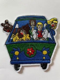 Sale SCOOBY DOO BIL på TYGMÄRKE Stofmærker & Pins