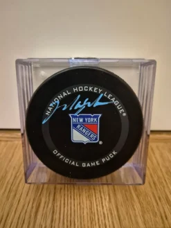 Tradera Signerad puck , Mark Messier , New York Rangers , NHL , COA , Äkta auto| Autografer