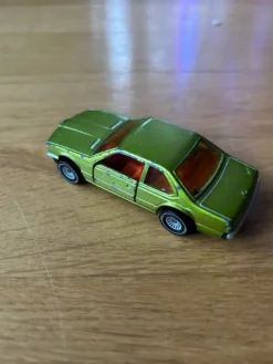 Tradera Siku BMW 633 CSI 1035 - Grön> Legetøjs- & Samlerbiler