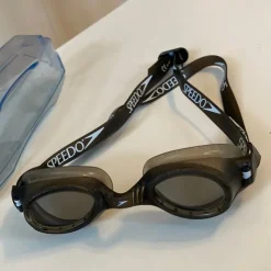Tradera Simma Glasögon Vatten SPEEDO små bredd 13cm passar 7-10 åring junior> Svømning