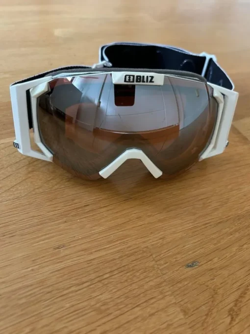 Tradera Skidglasögon / goggles Bliz junior barn> Alpint Skiløb