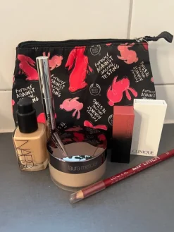 Tradera Skönhetsprodukter - NARS, bareMinerals, Laura Mercier, Huda Beauty,Technic & mer> Andre Skønhedsprodukter