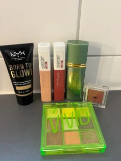 Tradera Skönhetsprodukter - NYX, Maybelline, Alyssa Ashley, H&M, W7> Andre Skønhedsprodukter