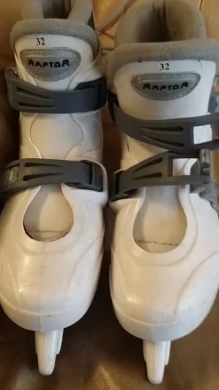 Tradera SÅLDA SEDAN LÄNGE! Skridskor Pern hockey Raptor Techno Pro stl. 32> Hockey & Skøjter