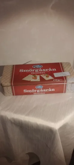 Tradera Smörgåsrån plåtburk.> Metalemballage