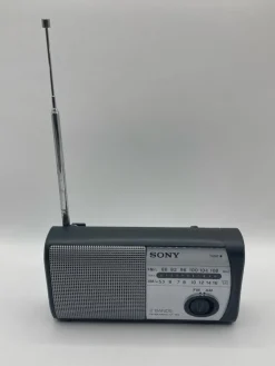 Tradera Sony ICF-303 FM/AM-radio 2 Bands| Transportabelt