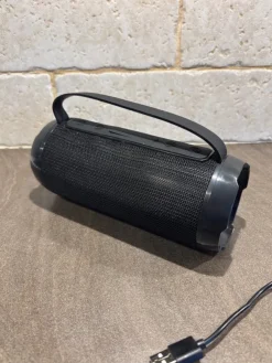 Tradera Soundboom vattentät bluetooth högtalare Bra skick| Højtalere