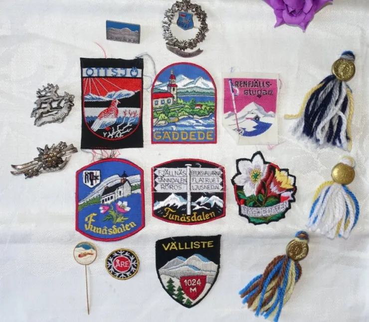 Best Souvenirer/ Vintage/ Tygmärken/ Broscher/ Sylarna/ Souvenirmärken/ Brosch Stofmærker & Pins