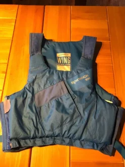 Tradera Spinlock Wing Flytväst 50N> Sejlads