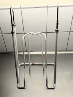 Hot Stativ för strumpådragning Hjælpemidler