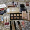 Tradera Stort sminkpaket - Caia, Hickap, Urban Decay m.m> Makeup