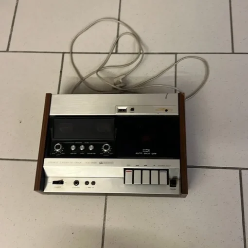 Tradera Superscope CD-302 A Kassettbandspelare| Transportabelt