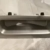 Tradera Suzuki Swift baklucka handtag nr 82850-63JA0-Z2S| Autodele & Reservedele