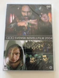 Tradera Svensk novellfilm 2004 - INPLASTAD| Svenske Film