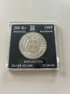 Tradera Sveriges Riksbanks silvermynt 200 kr 1989 Ishockey-VM| Andre Mønter & Sedler