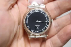 Tradera Swatch Upside Down GK182 från 1995 - Ovanlig modell - Fungerar + nytt batteri> Armbåndsure
