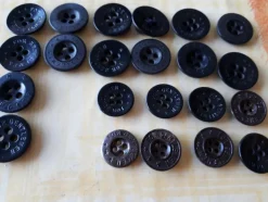 Tradera sybehör SVART 14+8 knappar 18/15 mm !| Syning & Strik