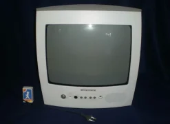 Tradera T2279 gammal tjock liten TV Grundig| Tv & Tilbehør