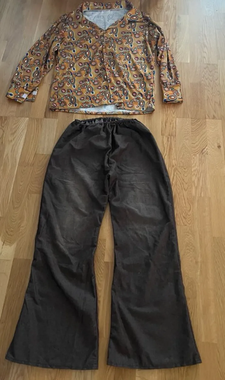 Tradera 70-tals set med skjorta och byxor( L, XL)> Udklædningstøj