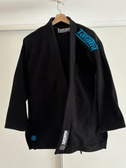 Tradera Tatami BJJ Gi Estilo Black Label svart/blå> Kampsport
