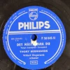 Tradera Thory Bernhards - Det Måste Vara Du / Sommarvind Och Rosenkind 78a VG+ 1954| Grammofonplader