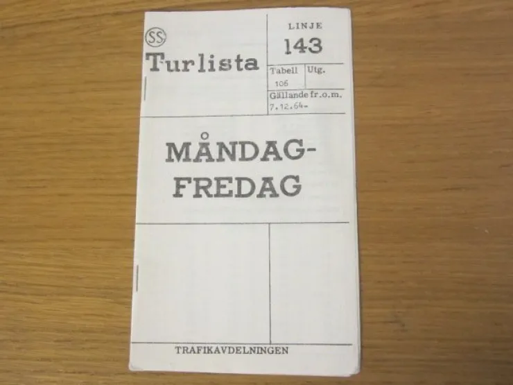 Tradera Tidtabell Buss Linje 143 Turlista - Måndag-Fredag 1964> Køreplaner