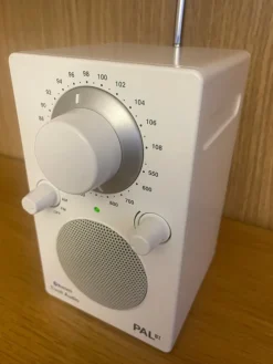 Tradera Tivoli Audio PAL BT - radio med Bluetooth| Transportabelt