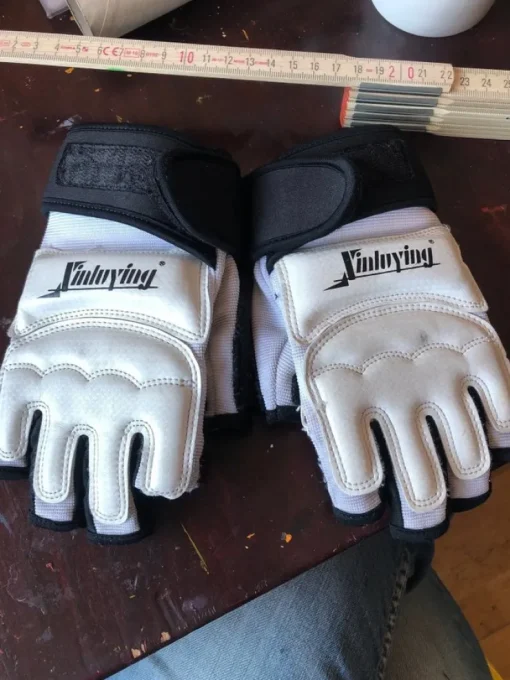Tradera TKD handskar, barn, stl 3-Xsmall> Kampsport
